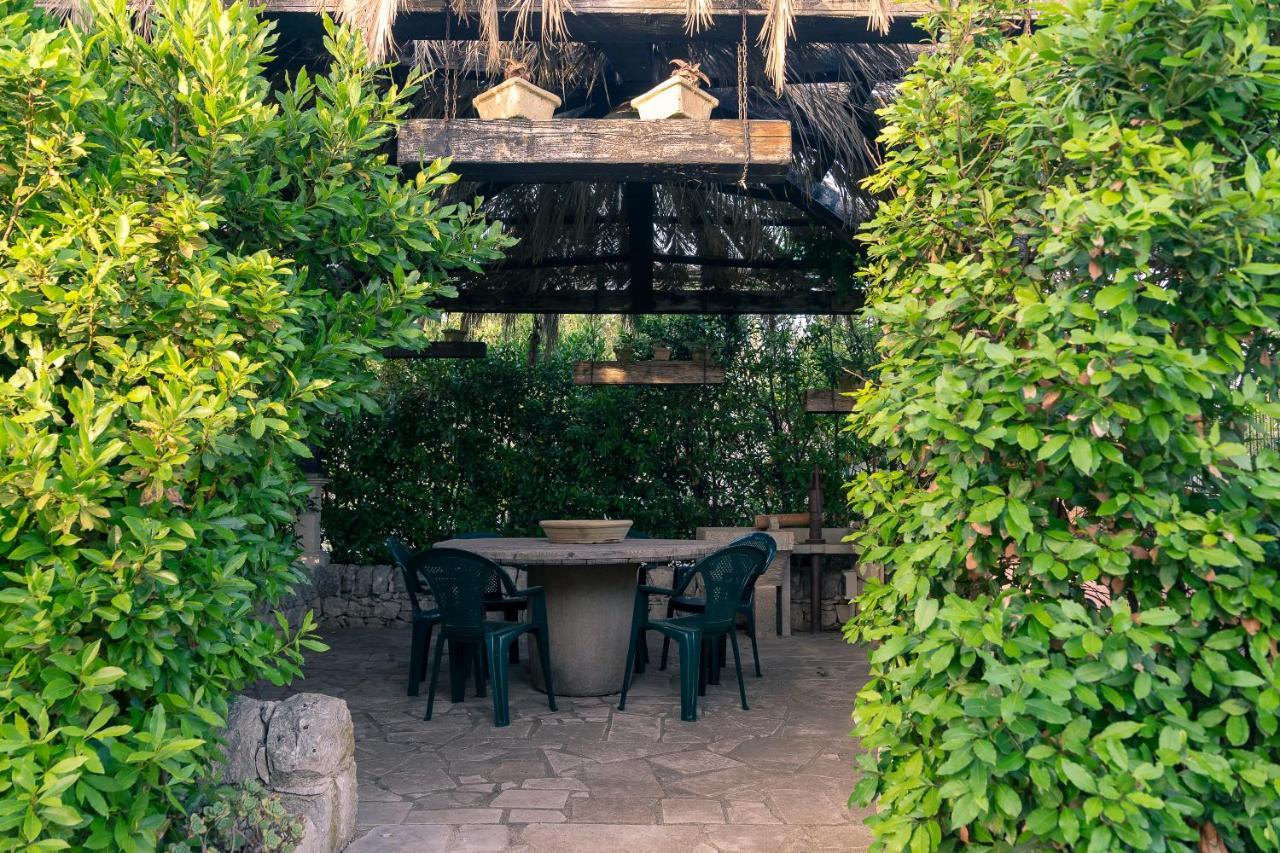 Dependance In Villa Con Piscina Ragusa Exterior photo